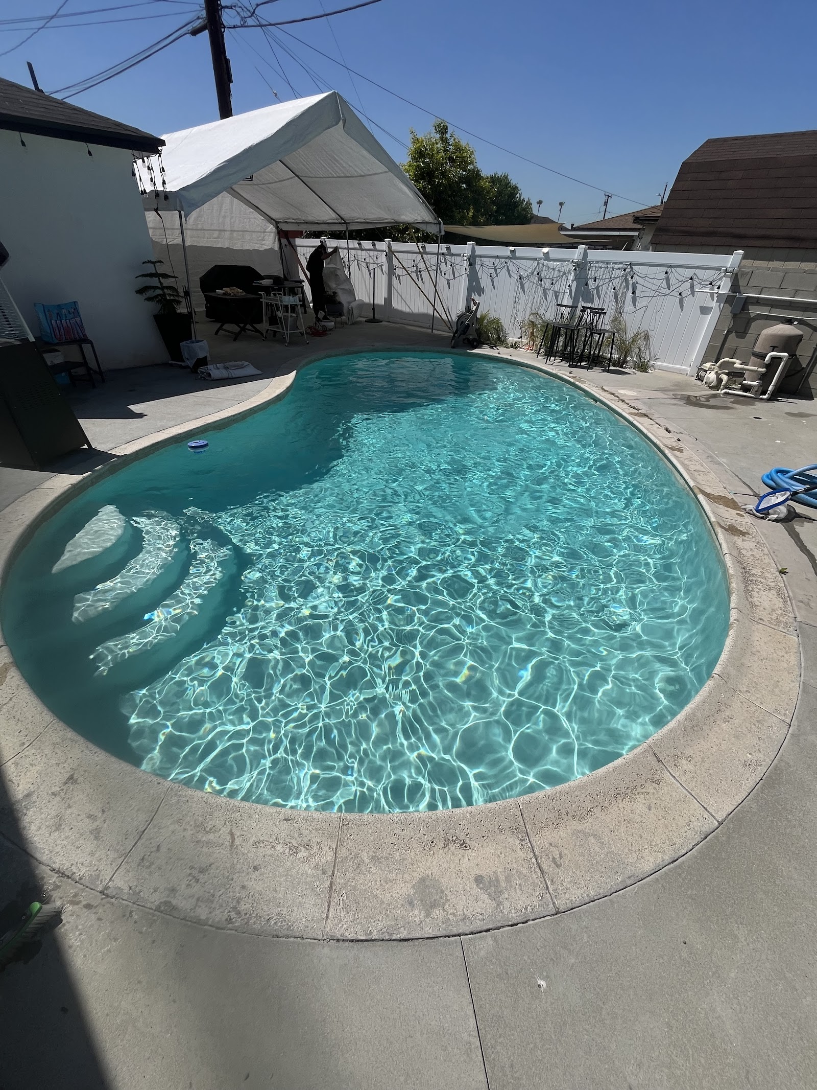 Castillo Pool Service — Custom Pool Builder in Pasadena